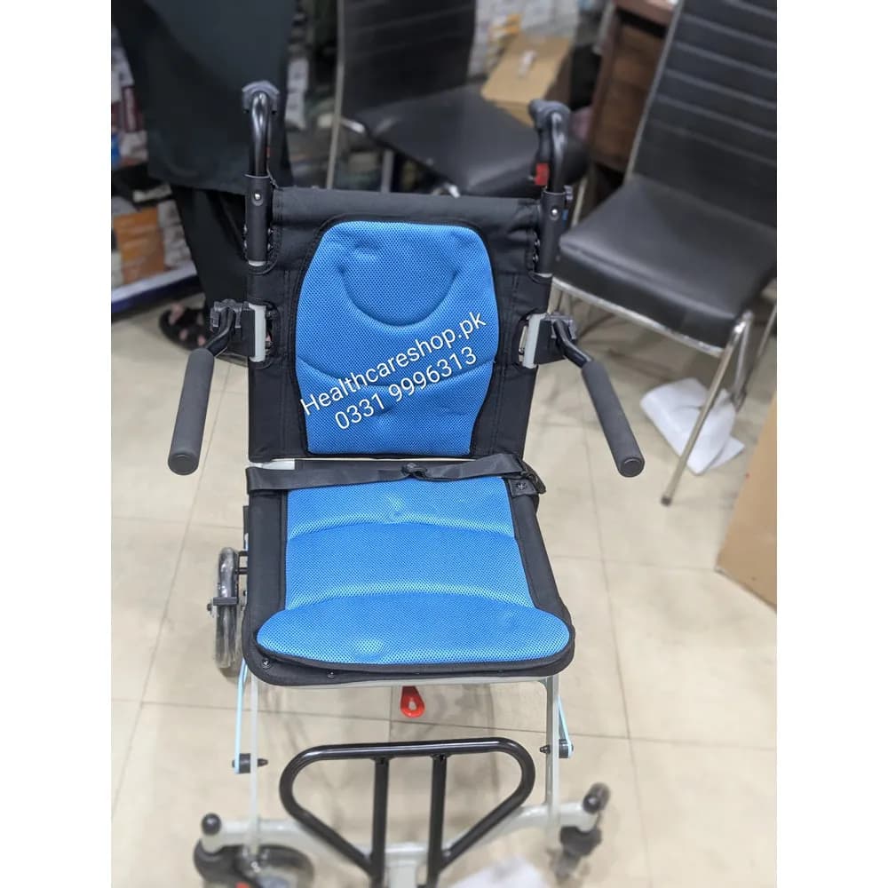 LifeCare LC 9004 Lightweight Foldable Travelling Wheelchair